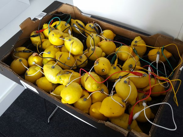 Lincoln Hack 2017 Lemon battery